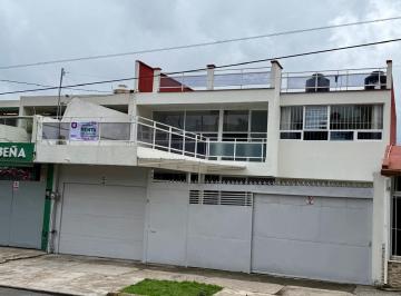 Casa · 350m² · 3 Recámaras · 3 Estacionamientos · Casa en Renta Sobre Av Orizaba, Fracc. Veracruz. Cerca de La Clínica Issste. Xalapa, Ver.