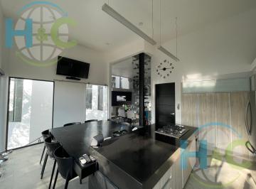 Casa · 433m² · 3 Recámaras · 3 Estacionamientos · Casa en Venta en Condado de Sayavedra, Atizapan de Zaragoza, Estado de Mexico
