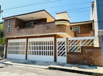 e3fe6670bacc15236fc69ef4f6f43e3dbc1afefab93f1f76065ae674766271fd · Casa en Venta en Veracruz, Fracc. Jardines de Virginia, Boca del Río, Veracruz.