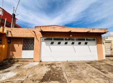 4e1d477e3213cb854780e505e7a2c2872a951e0b2e702e3dcc8f36c50e0d56ae · Casa en Venta con Hab en P. B Col. Formando Hogar