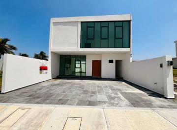 5d36645fde0fc4e01523eaf967b366d30d29cce446b666b9ac2775091a911727 · Casa en Venta en Veracruz, Fracc. Lomas de La Rioja con Acabados de Lujos
