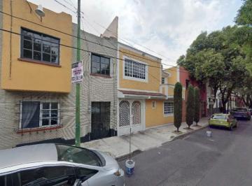 Casa de 3 habitaciones, Azcapotzalco · Casa en Venta Calle Juárez, San Alvaro, Ciudad de México, Cdmx, México