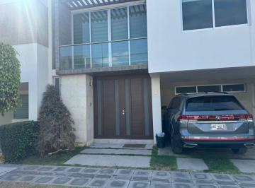 Casa en condominio de 3 habitaciones, Puebla · Residencia en Renta Bosques de Zavlaeta