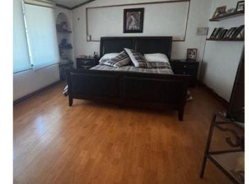 Casa · 280m² · 3 Recámaras · 2 Estacionamientos · Casa en Venta en Las Alamedas