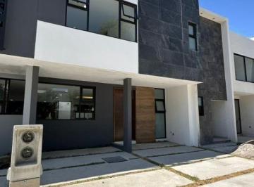 Casa de 3 habitaciones, Mineral de la Reforma · Casa en Venta en 2 Niveles con 3 Recamaras y Sala de Tv