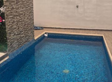Casa de 2 habitaciones, San Nicolás de los Garza · Venta Casa X Av Universidad y Anillo Periferico con Alberca
