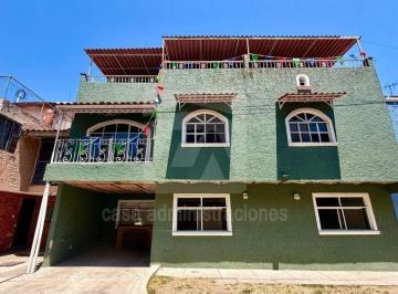 Casa en condominio · 213m² · 4 Recámaras · 2 Estacionamientos · Casa en Venta de 3 Niveles en Coto en Col. Ciudad Granja