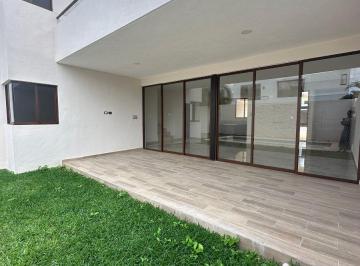Casa de 5 habitaciones, Mérida · Residencia con 337 m² Superficie de Terreno, 5 Habitaciones en Venta en Parque Natura