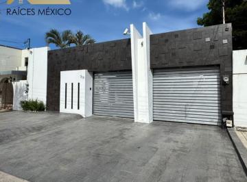 Casa · 283m² · 3 Recámaras · 2 Estacionamientos · Casa en Venta, Col. Unidad Nacional