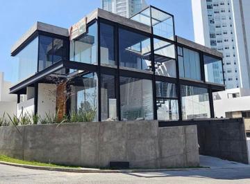 de45c06b5db5815a7d8f756a0df8ba3fb657c75fcc1470103cdd21c3807dbffb · Casa / Venta / Bosque Real