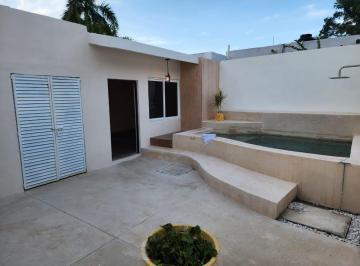 Casa · 150m² · 3 Recámaras · 2 Estacionamientos · Linda Casa en Venta Remodelada Chuburna de Hidalgo (Ivc - 2749)