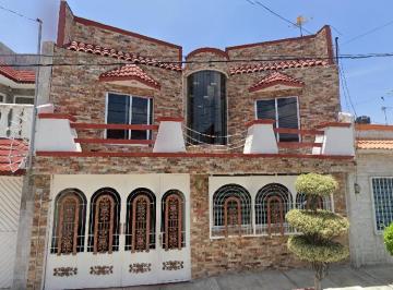 Casa de 4 habitaciones, Ecatepec de Morelos · Casa en Venta Tizapan 81, Cd Azteca 1ra Secc, Ecatepec de Morelos, Méx.