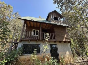 Casa · 120m² · 3 Recámaras · 1 Estacionamiento · Cabaña en Venta en Bosques del Sur!