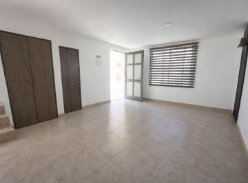 Casa de 3 habitaciones, León · Renta de Casa en Lombardia Zona Norte