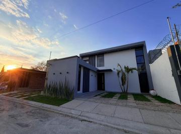 Casa de 3 habitaciones, Cuernavaca · Casa en Venta Real Oaxtepec, Morelos
