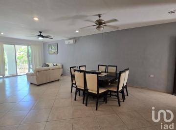 Departamento · 100m² · 2 Recámaras · 1 Estacionamiento · Departamento Venta Villas Yal - Ku 2bds