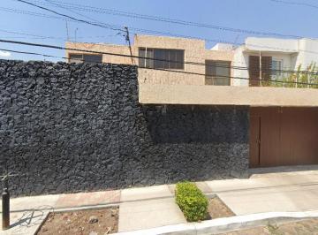 Casa de 5 habitaciones, Querétaro · Casa en Venta en C. Enredadera 60, Alamos 3ra Secc, Santiago de Querétaro, Qro.