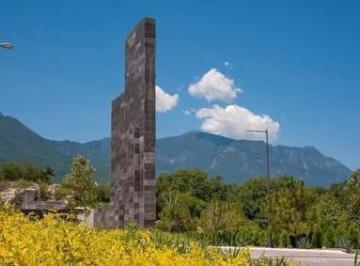 Terreno / Lote · 1006m² · Terrenos en Venta en Manantial del Vergel Santiago Nl