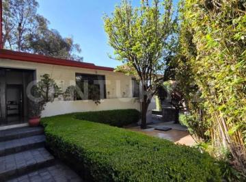 Casa · 445m² · 5 Recámaras · 8 Estacionamientos · Oportunidad Para Vivir en Bosques de La Herradura: Seguridad y Calidad de Vida