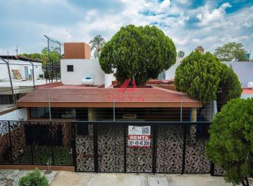Casa de 3 habitaciones, Guadalajara · Casa en Renta Ladrón de Guevara, Guadalajara – Remodelación Total en Una Planta