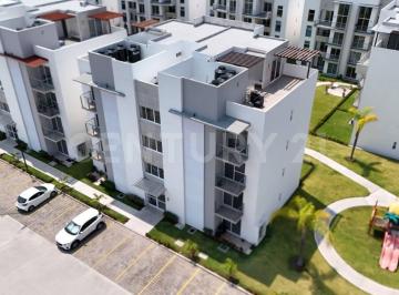 Departamento · 100m² · 3 Recámaras · 2 Estacionamientos · Departamento en Venta en Cascadas de Cocoyoc | 3 Recámaras y Balcón