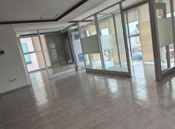 Oficina · 64m² · 2 Estacionamientos · Oficina en Renta de 64 m² en 5to Nivel Milenio III