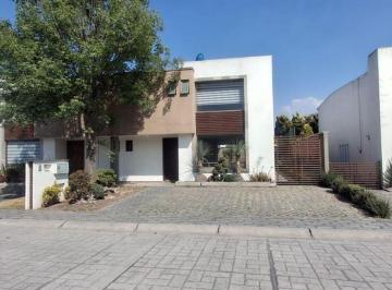 Casa · 210m² · 3 Recámaras · Casa en Renta en Calimaya de Diaz González
