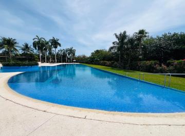 Departamento · 240m² · 3 Recámaras · 2 Estacionamientos · Departamento en Venta o Renta con Amenidades Vista Al Campo de Golf