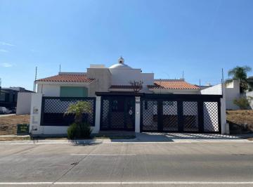 Casa de 4 habitaciones, León · Casa en Venta de Una Planta en Cañada del Refugio Sur con 4 Recamaras