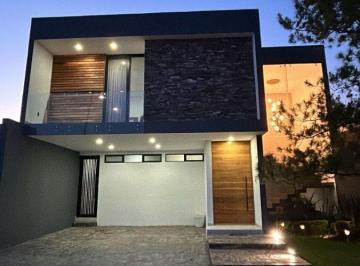 Casa de 3 habitaciones, León · Casa en Venta en La Campiña del Bosque con Alberca