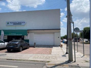 Local comercial , San Juan del Río · Local en Renta con Mezzanine Ideal Para Oficina + Área Comercial