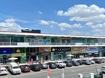 Local comercial · 100m² · 1 Estacionamiento · Local en Renta Plaza Pabellon. Lomas de Angelopolis