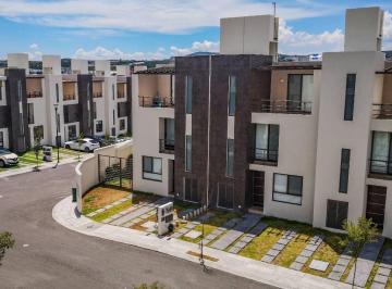 Casa de 3 habitaciones, El Marqués · Casa en Venta en Querétaro