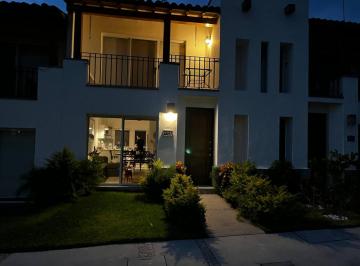 Frente · Casa de Descanso en Xochitepec con Alberca y Jardín | Ideal Airbnb o Fines de Se
