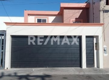 Casa · 110m² · 3 Recámaras · 1 Estacionamiento · Se Renta Casa Amueblada en Calzada Anàhuac, Mexicali Bc - (4)