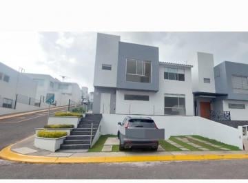 9f65c90653f6b0387674107f6b5ea3dad61b612fcb49d75735552cafe7f55715 · Venta / Renta Casa en Condominio Horizonte Ocre, Zona Esmeralda