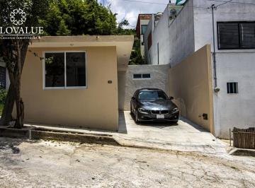 Casa · 144m² · 2 Recámaras · 1 Estacionamiento · Se Remata Casa en Jardines de Santa Rosa Posesion Inmediata
