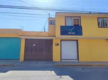Casa en Venta de 3 habitaciones Barrio La Estación · Casa en Venta
