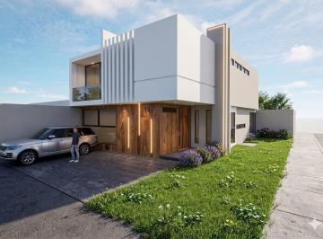Casa · 268m² · 4 Recámaras · Casa en Casa Fuerte