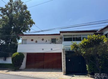 Casa de 5 habitaciones, Coyoacán · Casa con Excelente Ubicación y Vigilancia