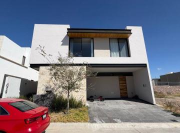 Casa de 3 habitaciones, León · Se Renta Casa Lomas III (Amueblada)