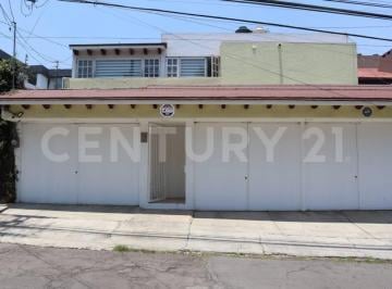 Casa · 443m² · 3 Recámaras · 3 Estacionamientos · Casa en Venta en Country Club, Naucalpan, Edo. Méx.
