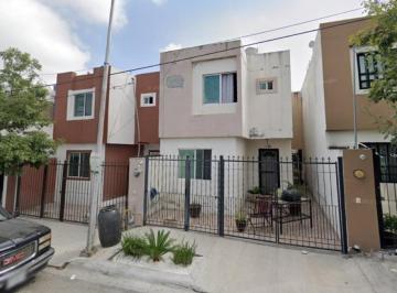 Casa de 2 habitaciones, Apodaca · Venta de Casa en Colonia Los Pinceles, Apodaca, Nuevo Leon.