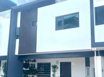 Casa de 3 habitaciones, Zapopan · Casa en Renta en Los Robles, Bosque Encantado