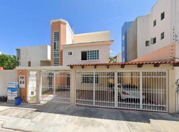 Casa de 4 habitaciones, Cancún · Venta de Casa en Sm12 Cancun Calle Nizuc 20