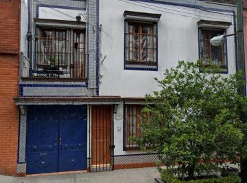 Casa de 2 habitaciones, Cuauhtémoc · Casa en Roma Sur, Cerca de Centro Medico, Plaza, Centro Comercial, Parque y Vias Rapidas.