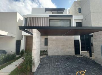 Casa de 3 habitaciones, Benito Juárez · Casa en Venta en Residencial Aqua, Cancún