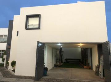 Casa en condominio de 4 habitaciones, San Pedro Cholula · Casa en Venta San Cristobal Tepontla Cholula de Rivadabia Puebla