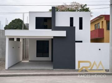 Casa · 180m² · 3 Recámaras · 1 Estacionamiento · Casa en Venta Col. Benito Juarez