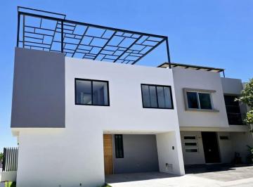 Casa de 5 habitaciones, Zapopan · Valle Imperial Casa en Venta en 3 Niveles